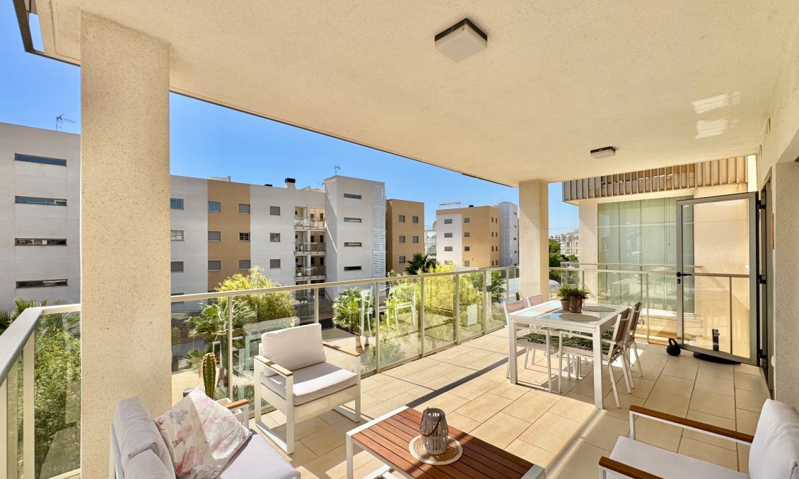 Segunda mano - Apartamento -
Orihuela - Inland