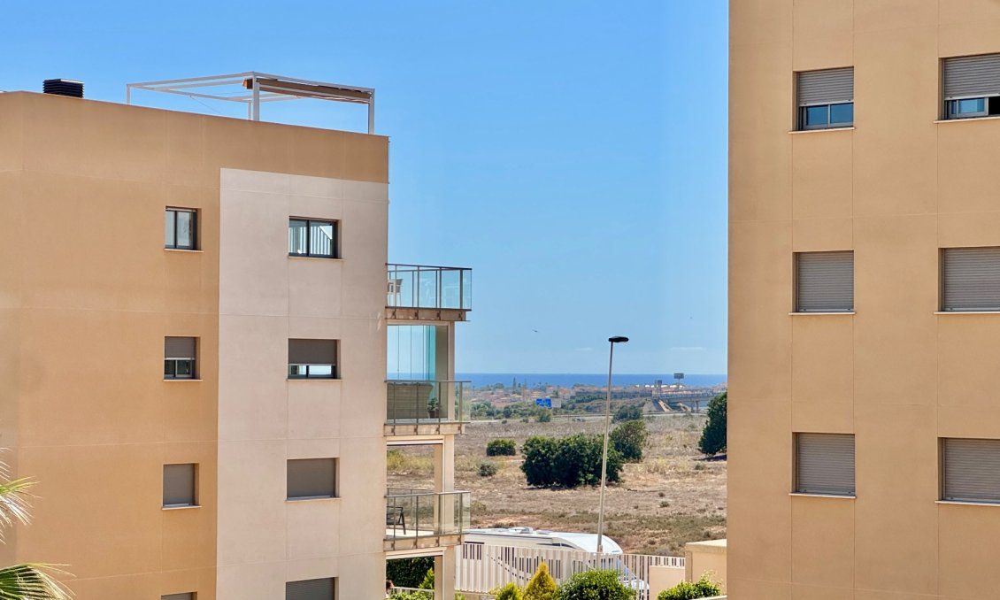 Segunda mano - Apartamento -
Orihuela - Inland