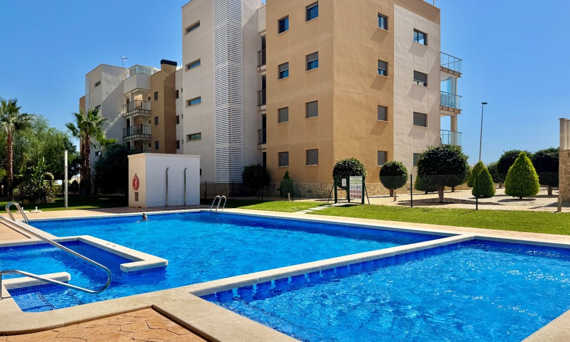 Segunda mano - Apartamento -
Orihuela - Inland