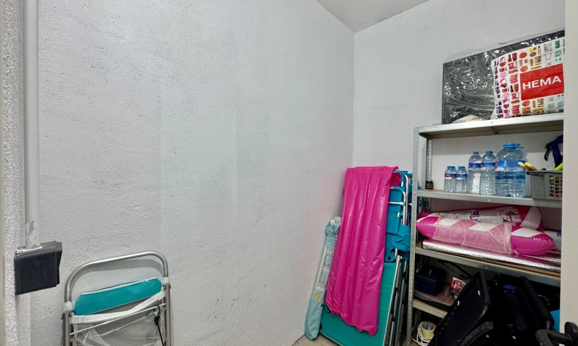 Segunda mano - Apartamento -
Orihuela - Inland