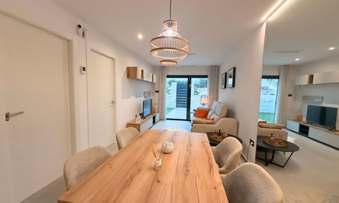 Segunda mano - Apartamento -
Lo Crispin - Inland