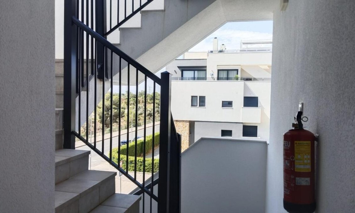 Revânzare - Apartament -
Orihuela Costa - Las Mismosas/Los Altos