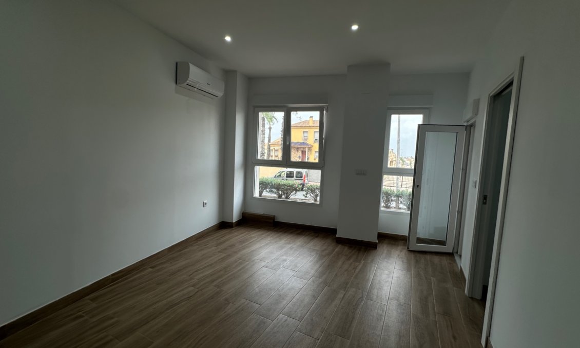 Segunda mano - Apartamento -
Torrevieja - Costa Blanca