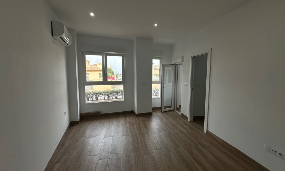 Segunda mano - Apartamento -
Torrevieja - Costa Blanca