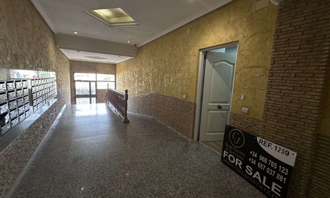 Segunda mano - Apartamento -
Torrevieja - Costa Blanca