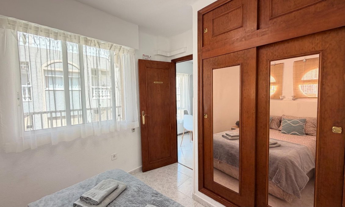 Wiederverkauf - Wohnung -
Torrevieja - Habaneras