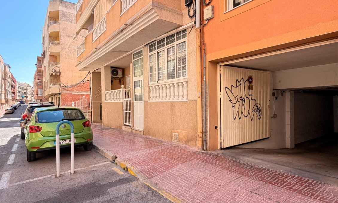 Wiederverkauf - Wohnung -
Torrevieja - Habaneras