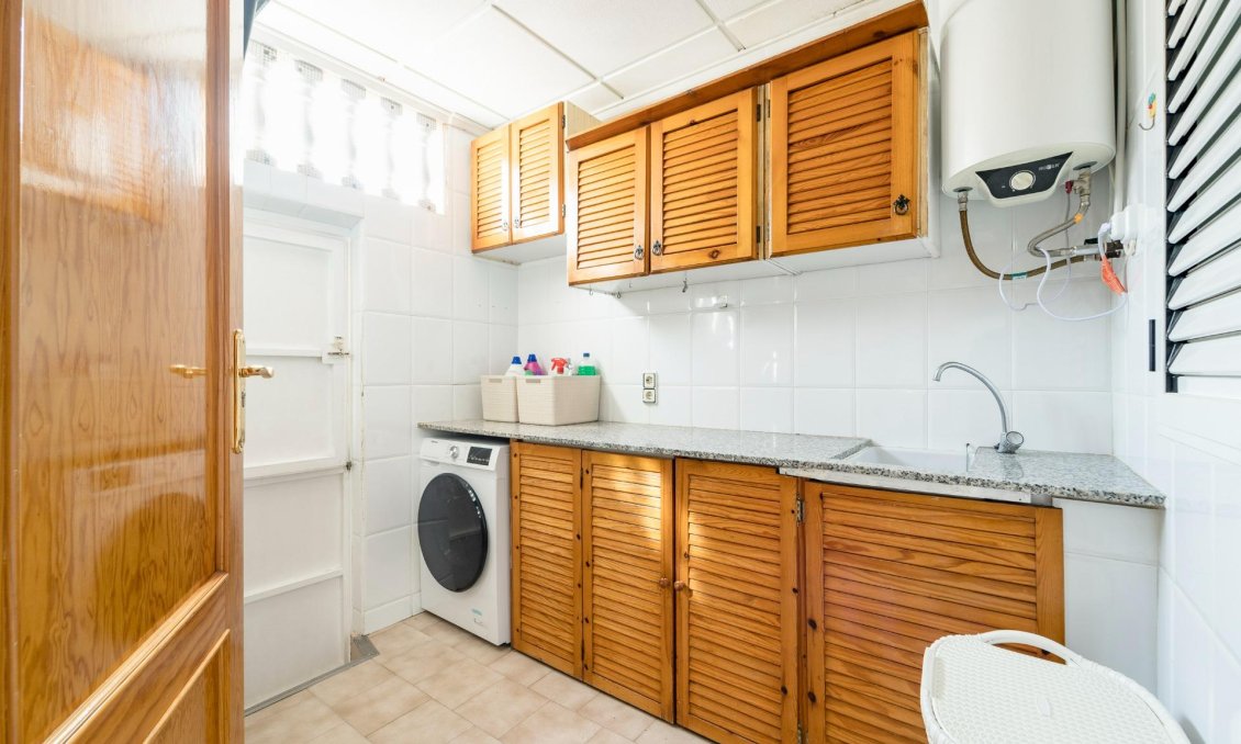 Segunda mano - Duplex -
Torrevieja - Playa De Los Naufragos