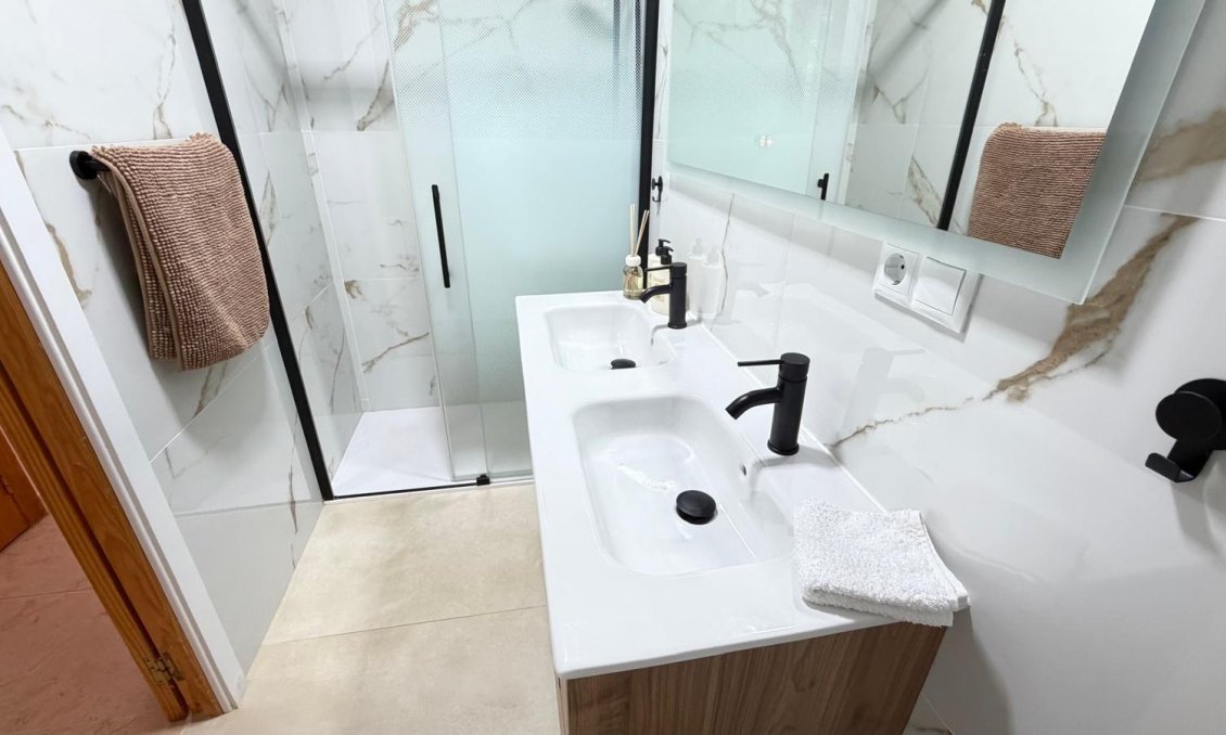 Segunda mano - Duplex -
Torrevieja - Playa De Los Naufragos