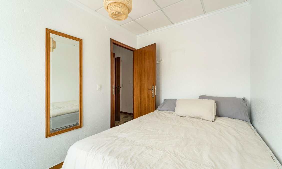 Segunda mano - Duplex -
Torrevieja - Playa De Los Naufragos