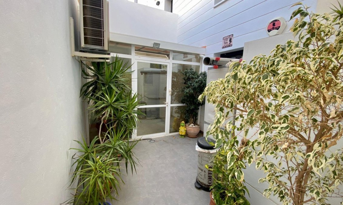Wiederverkauf - Bungalow -
Orihuela Costa - Las Ramblas