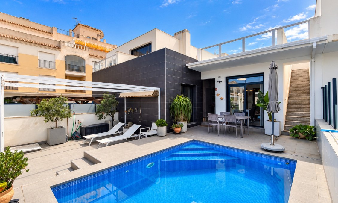Segunda mano - Villa -
Formentera del Segura - Costa Blanca