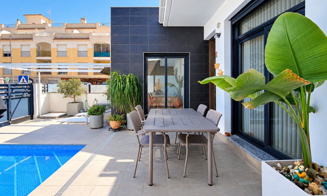 Segunda mano - Villa -
Formentera del Segura - Costa Blanca