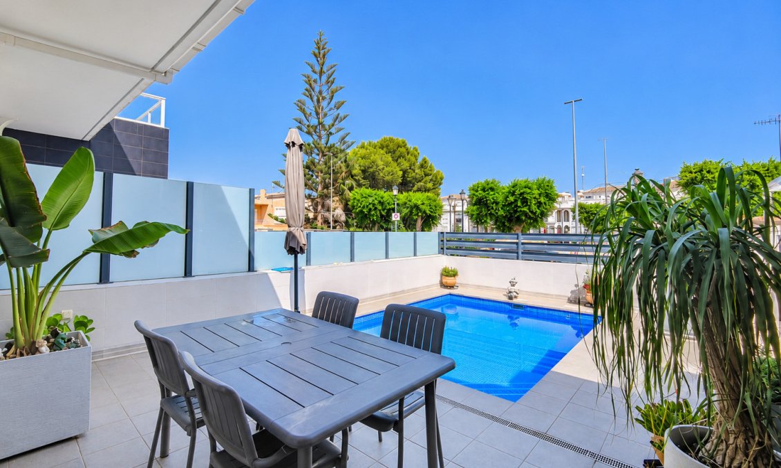 Segunda mano - Villa -
Formentera del Segura - Costa Blanca