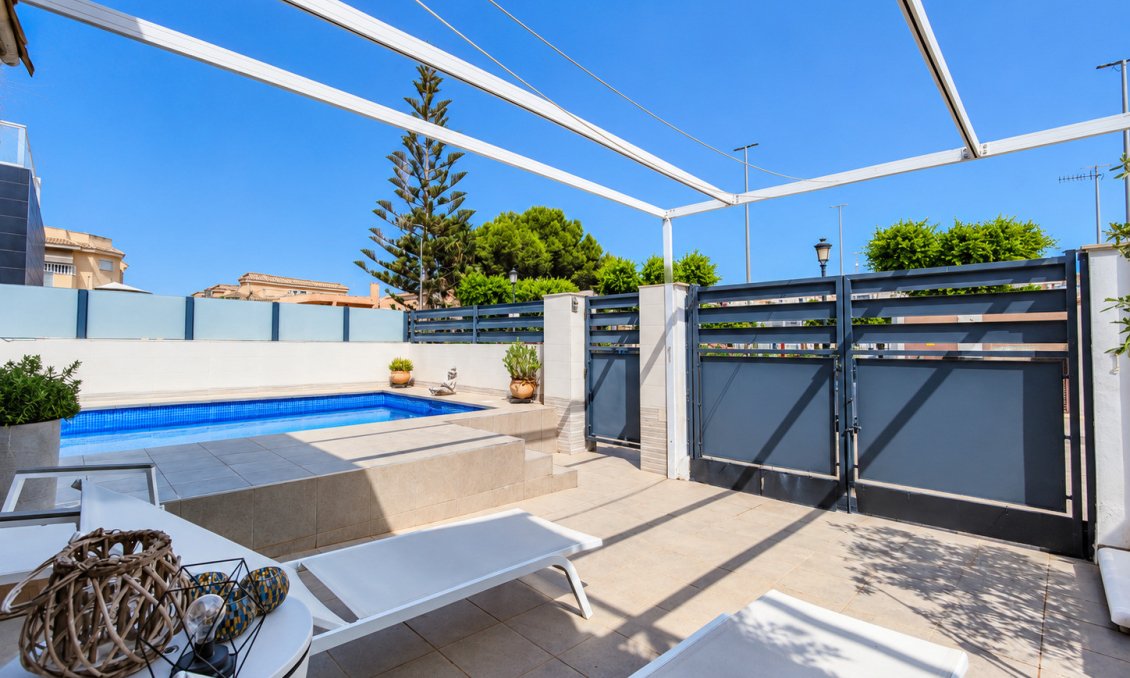 Segunda mano - Villa -
Formentera del Segura - Costa Blanca
