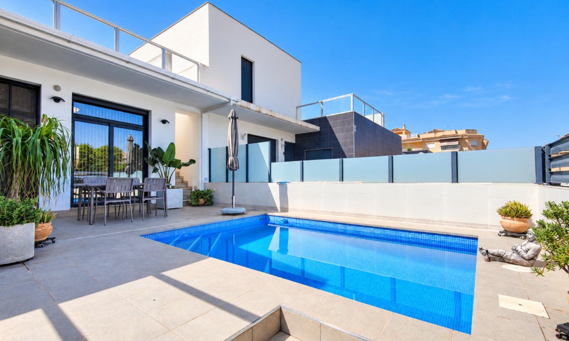 Segunda mano - Villa -
Formentera del Segura - Costa Blanca