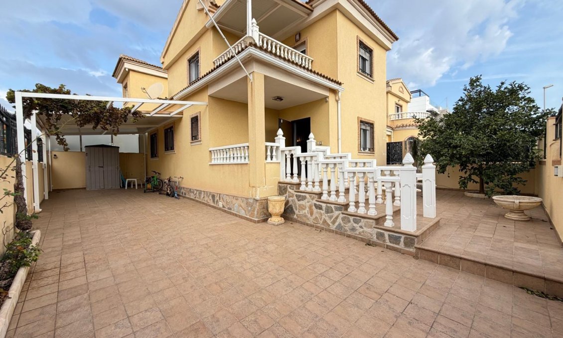 Revânzare - Vilă -
Orihuela Costa - Lomas De Don Juan