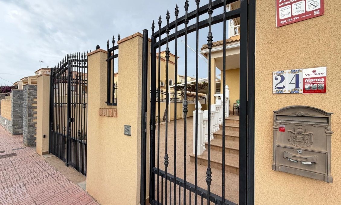 Revânzare - Vilă -
Orihuela Costa - Lomas De Don Juan
