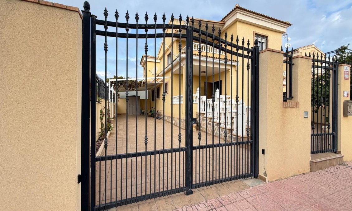 Revânzare - Vilă -
Orihuela Costa - Lomas De Don Juan