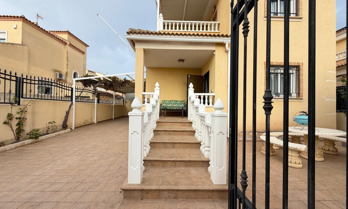 Revânzare - Vilă -
Orihuela Costa - Lomas De Don Juan