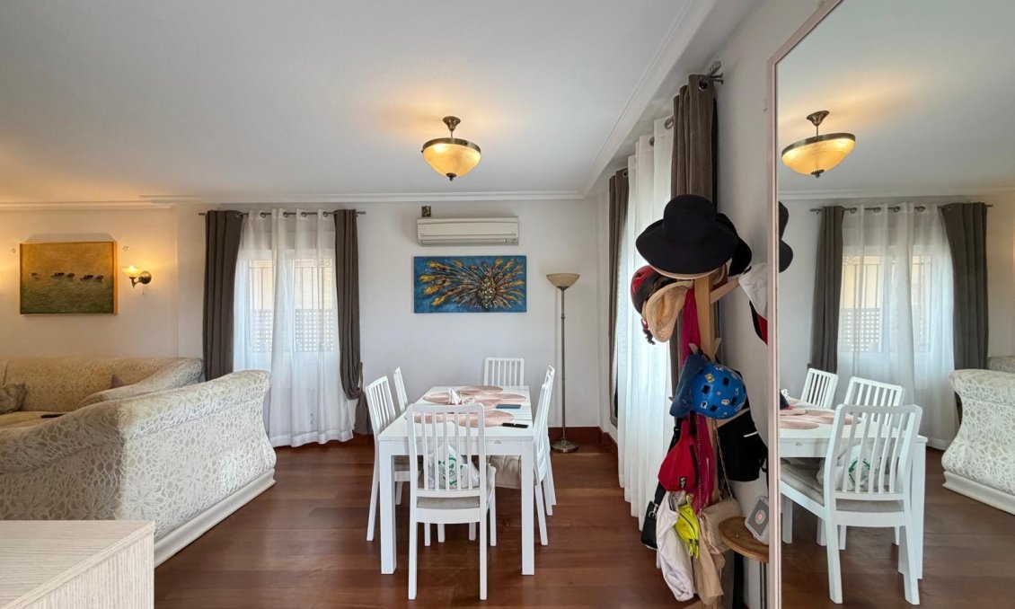 Revânzare - Vilă -
Orihuela Costa - Lomas De Don Juan