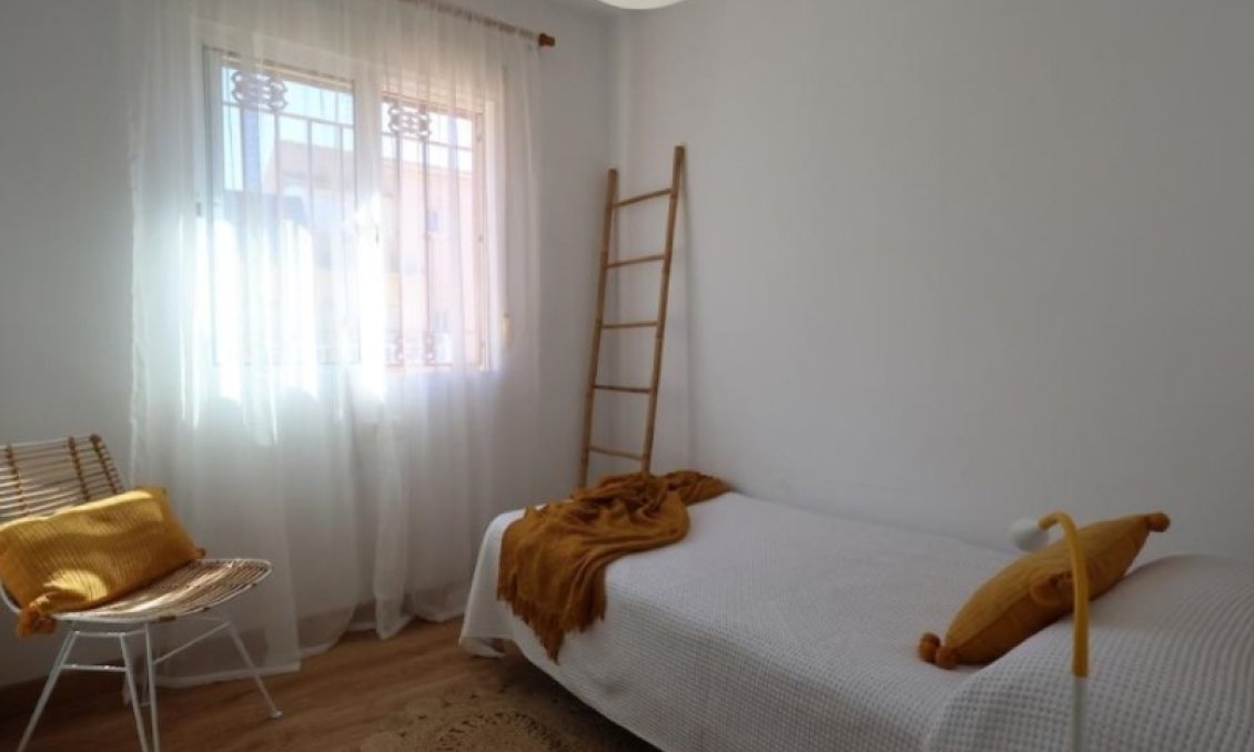 Segunda mano - Adosado -
Orihuela - Inland