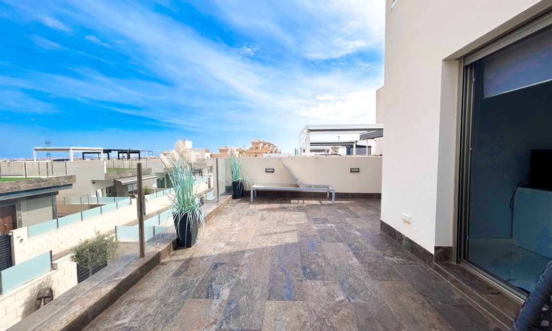 Segunda mano - Villa -
Villamartin - Costa Blanca