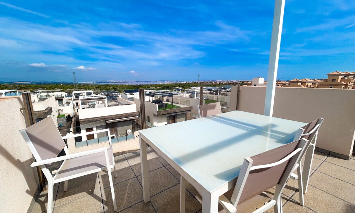 Segunda mano - Villa -
Villamartin - Costa Blanca