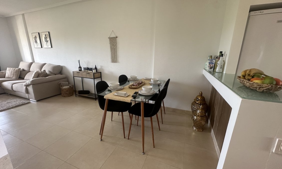 Revânzare - Apartament -
Villamartin - Costa Blanca