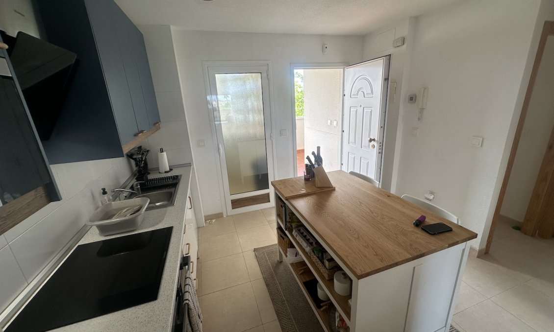 Revânzare - Apartament -
Villamartin - Costa Blanca