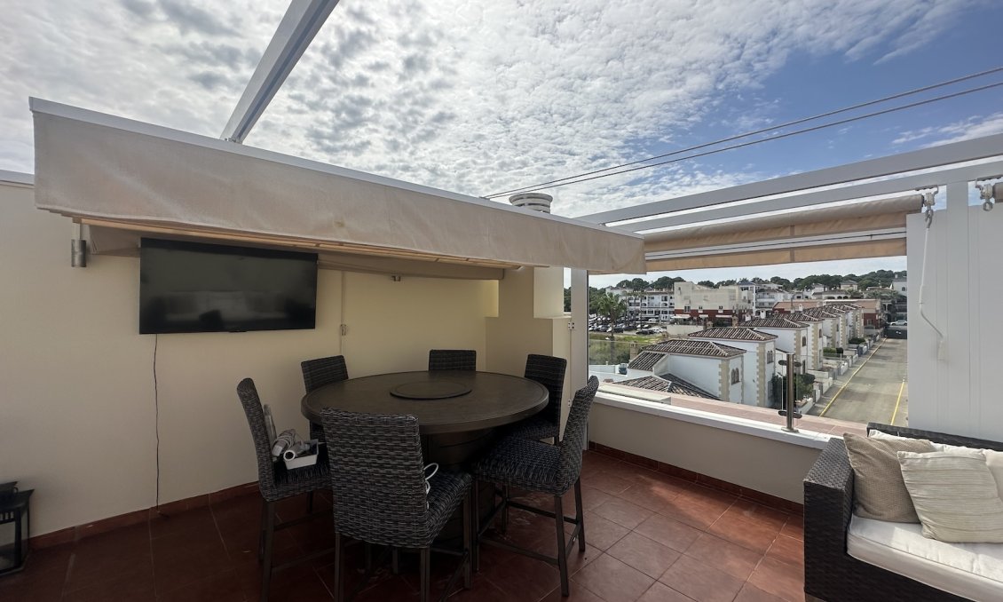 Revânzare - Apartament -
Villamartin - Costa Blanca