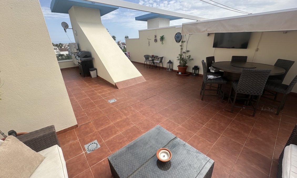 Revânzare - Apartament -
Villamartin - Costa Blanca