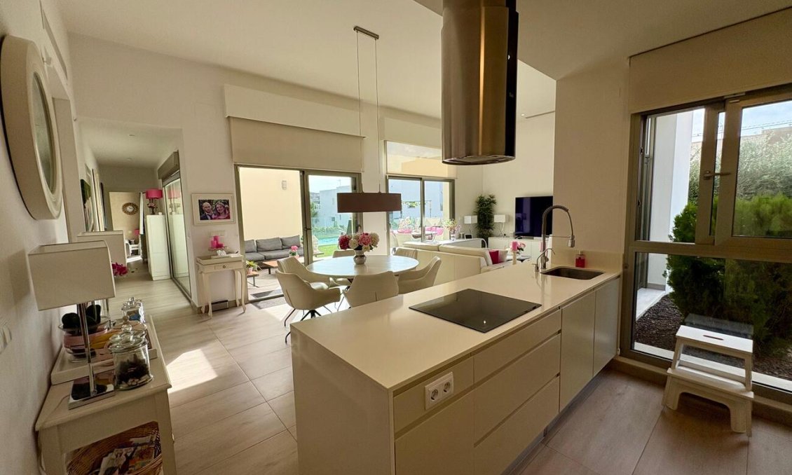Segunda mano - Villa -
Benijofar - Costa Blanca