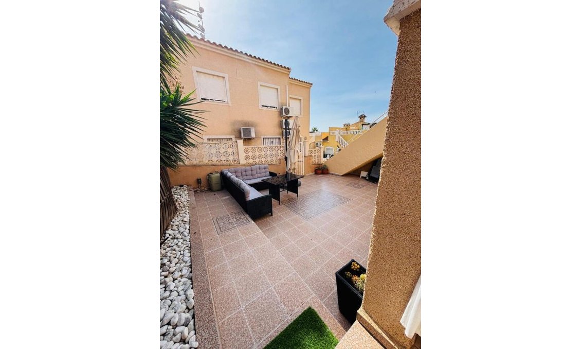 Resale - Apartment -
Orihuela Costa - Costa Blanca