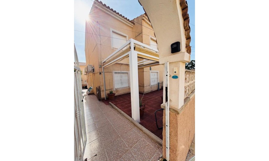 Resale - Apartment -
Orihuela Costa - Costa Blanca