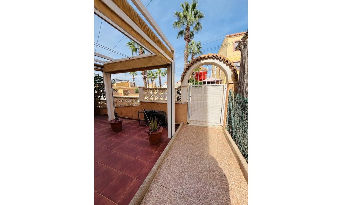 Resale - Apartment -
Orihuela Costa - Costa Blanca