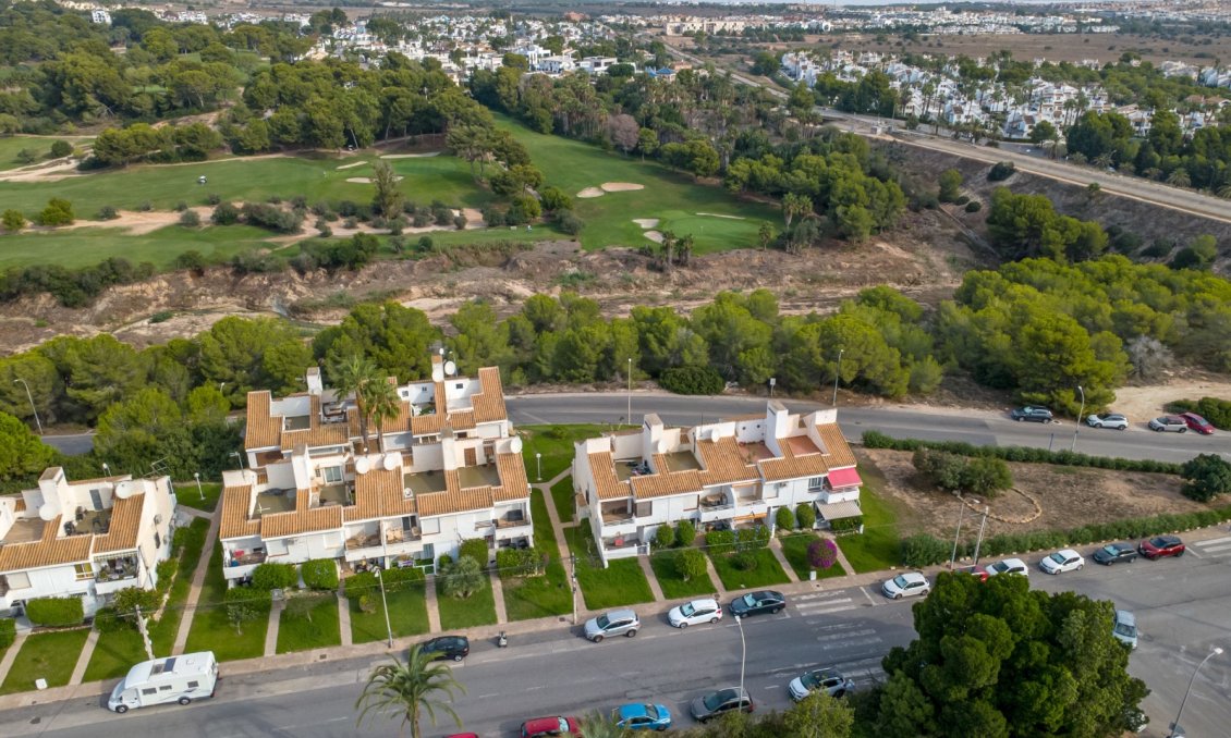 Resale - Bungalow -
Orihuela - Inland