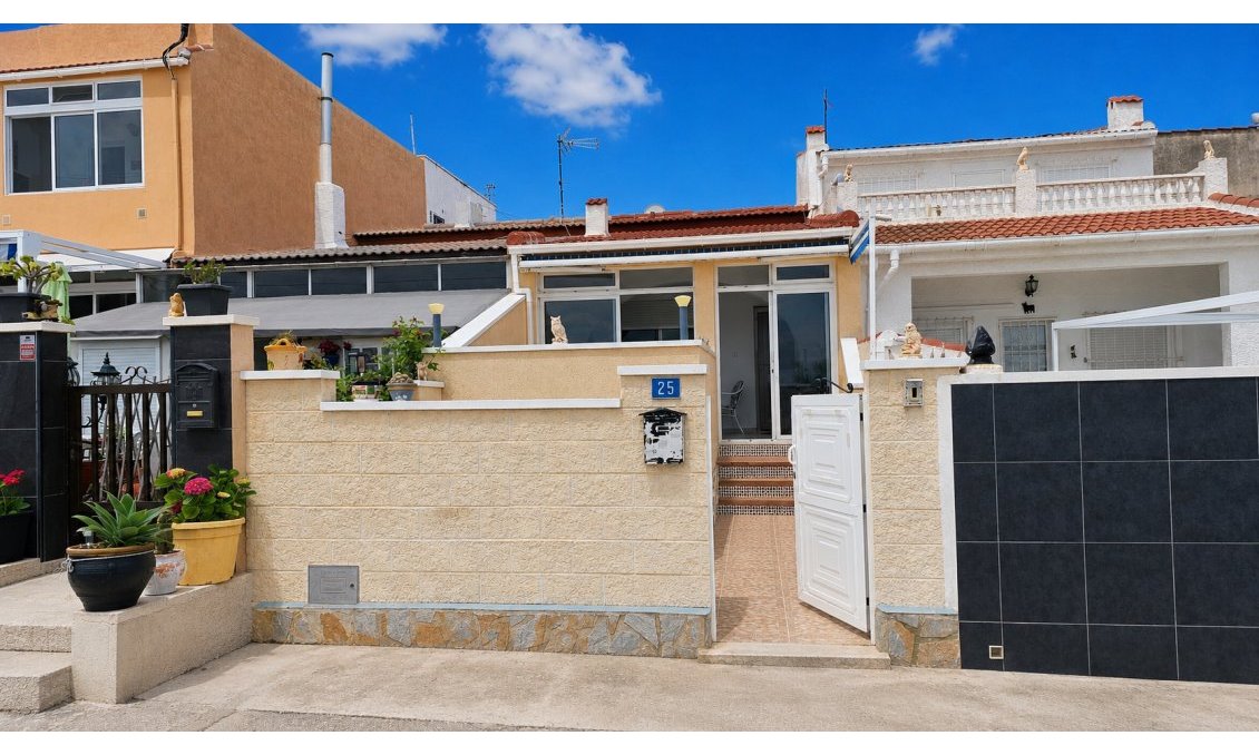 Segunda mano - Adosado -
Ciudad Quesada - Costa Blanca