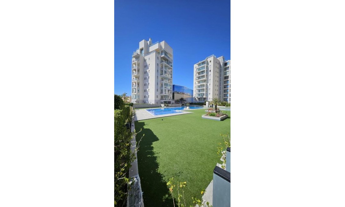 Segunda mano - Apartamento -
Torrevieja - La Mata
