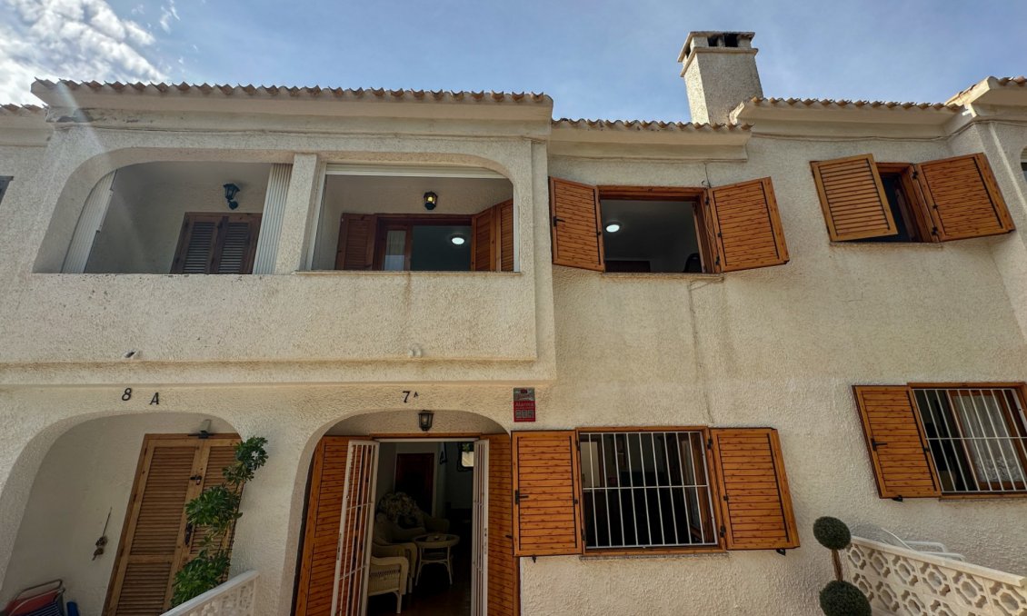 Segunda mano - Adosado -
Orihuela Costa - Costa Blanca