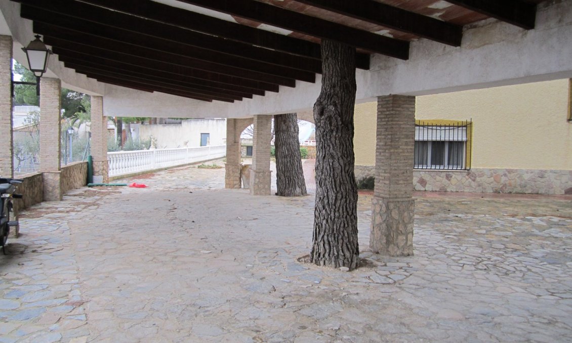 Segunda mano - Villa -
Yecla - Inland
