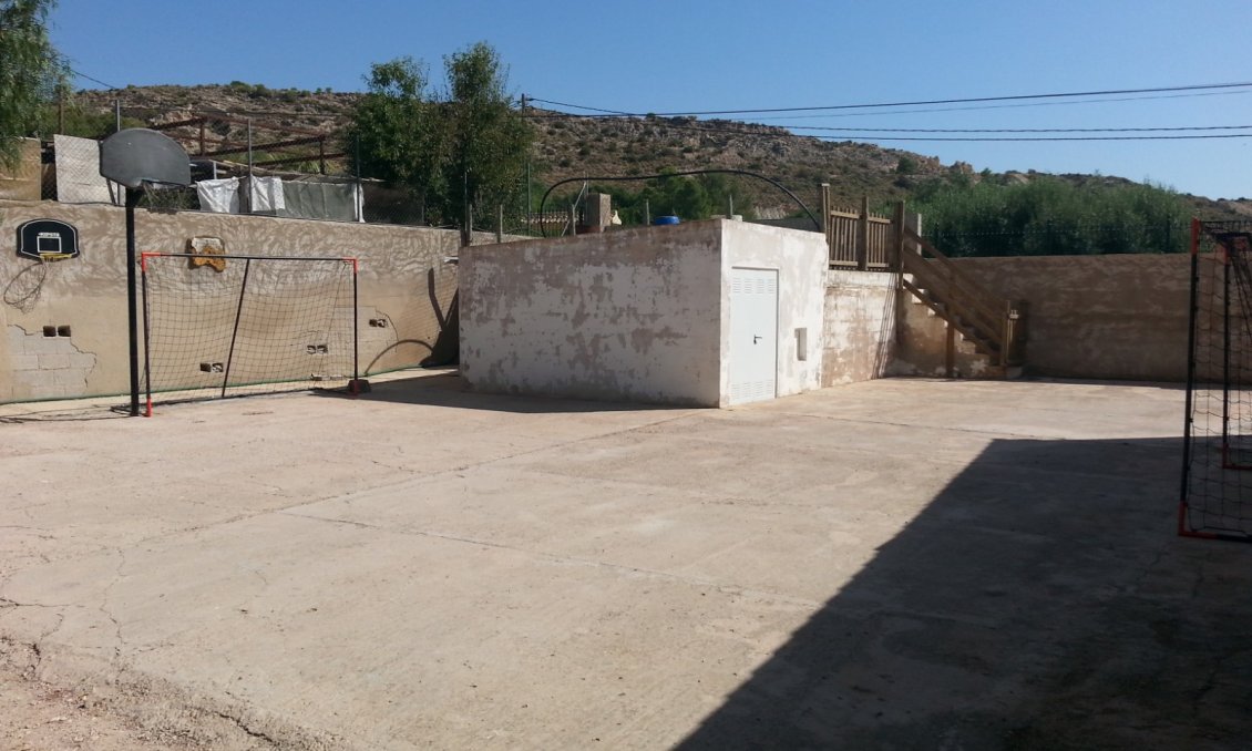 Segunda mano - Villa -
La Romana - Inland