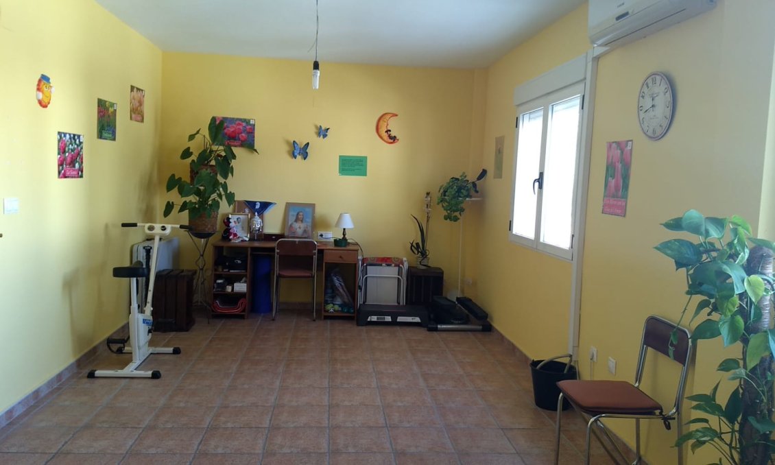 Revente - Maison de ville -
Pinoso - Inland
