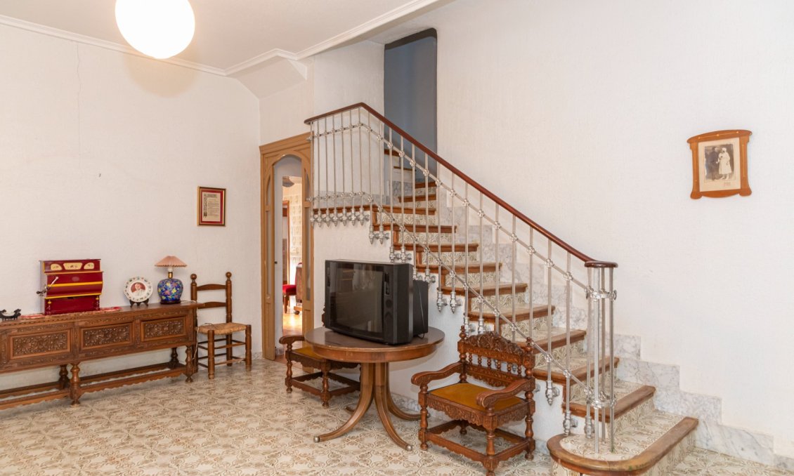 Wiederverkauf - Villa -
Yecla - Inland