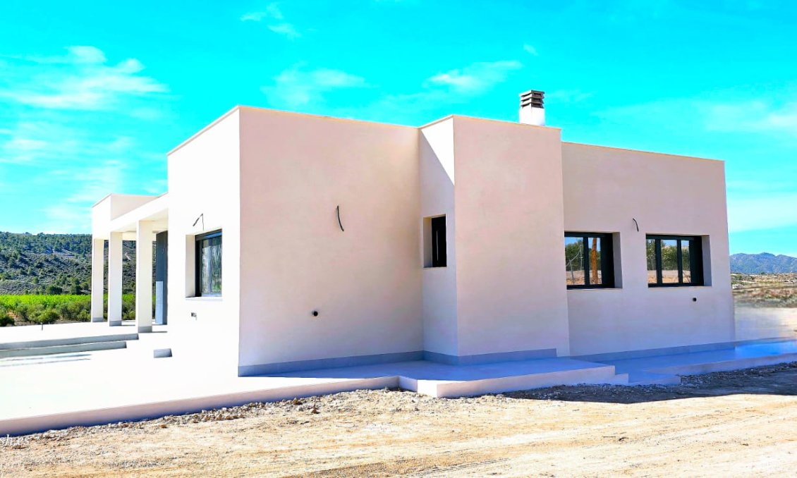 Revente - Villa -
Macisvenda - Inland