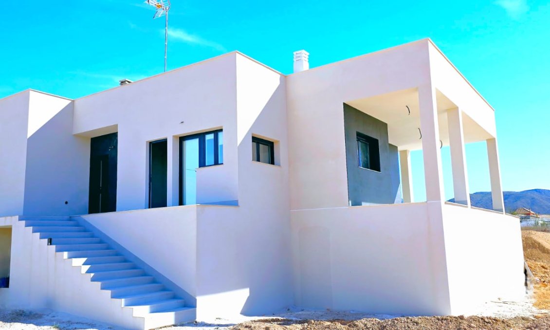 Revente - Villa -
Macisvenda - Inland
