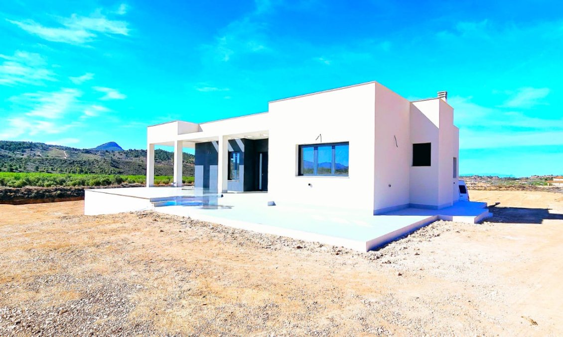 Revente - Villa -
Macisvenda - Inland