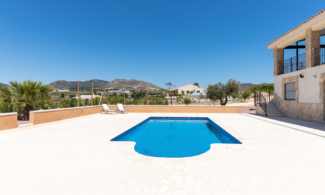Segunda mano - Villa -
La Romana - Inland