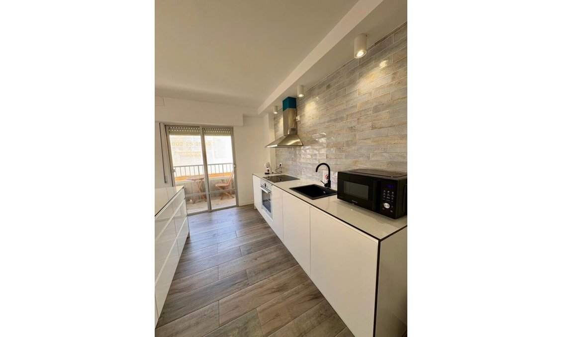 Revente - Appartement -
Torrevieja - Costa Blanca