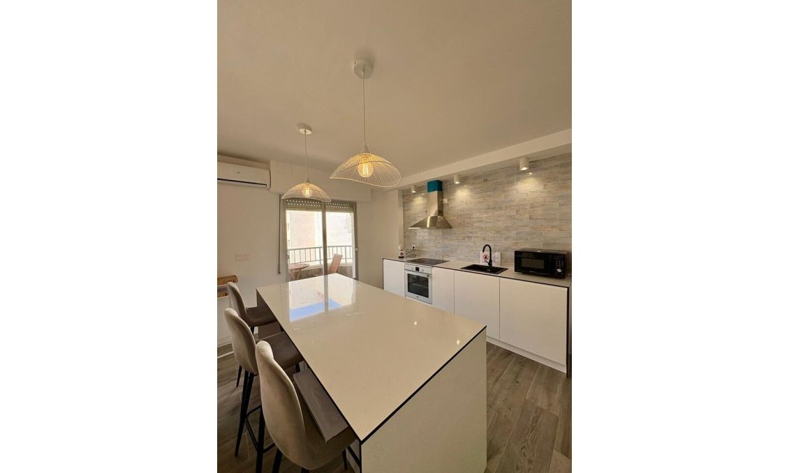 Revente - Appartement -
Torrevieja - Costa Blanca